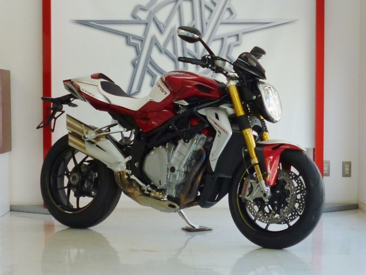 タイラレーシング静岡店】『BRUTALE1090CORSA』４気筒モデルの魅力｜新着情報｜MVアグスタ(MV AGUSTA )、ハスクバーナ(Husqvarna)、イタルジェット(ITALJET)の正規ディーラー｜タイラレーシング株式会社